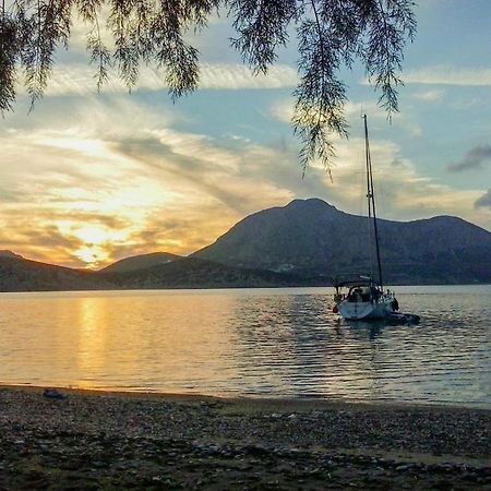 Aparthotel Costareli Fourni Ikarias Exteriér fotografie