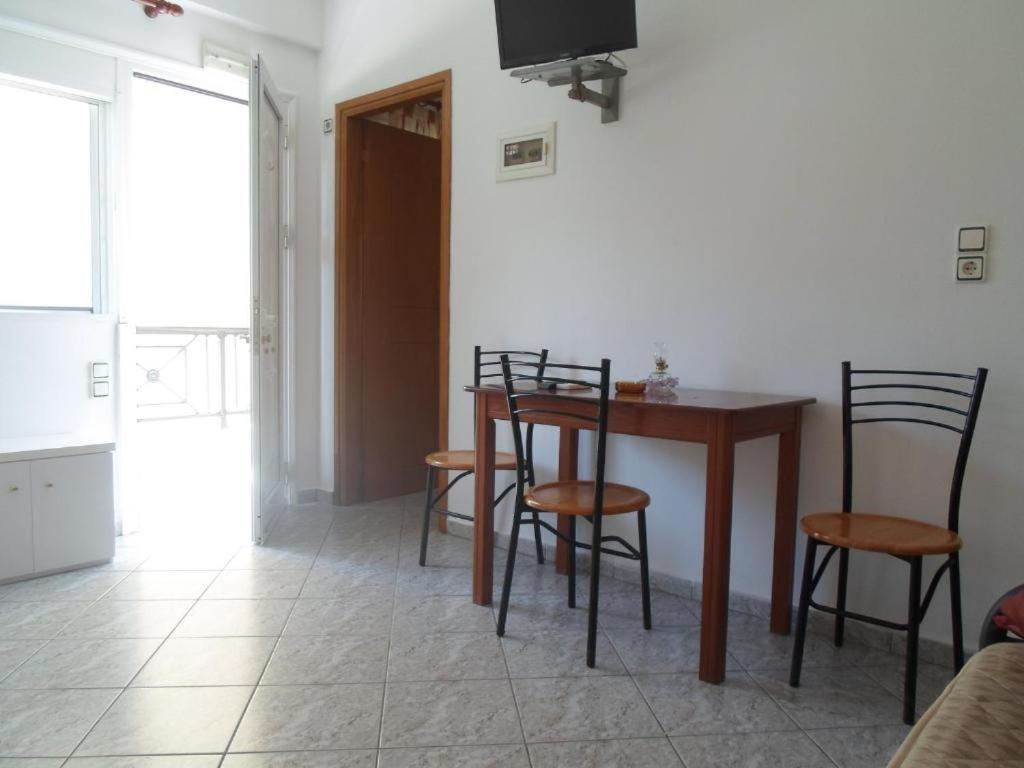 Aparthotel Costareli Fourni Ikarias Exteriér fotografie