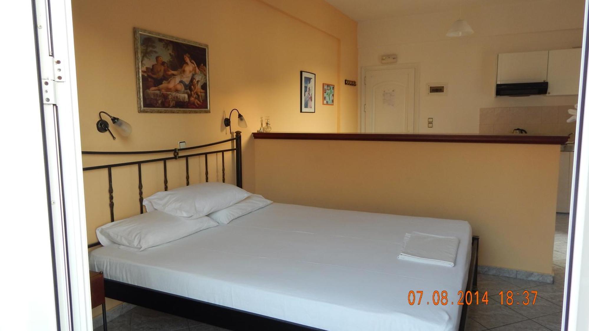 Aparthotel Costareli Fourni Ikarias Pokoj fotografie